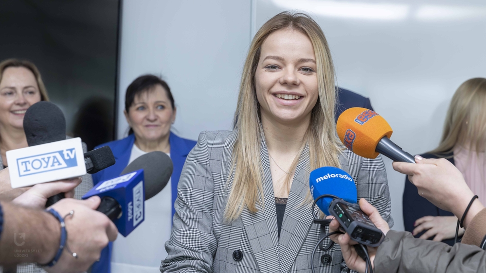 Klaudia Wojtunik during a meeting with the media